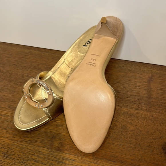 Authentic PRADA size 40 1/2 gold slide heels - Picture 2 of 5